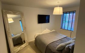 Luxurious Camden Apartment